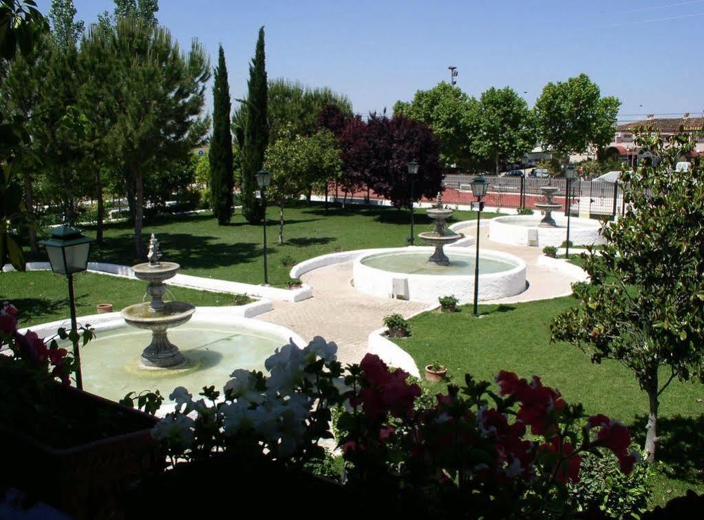 El Pilar La Carlota Exterior foto